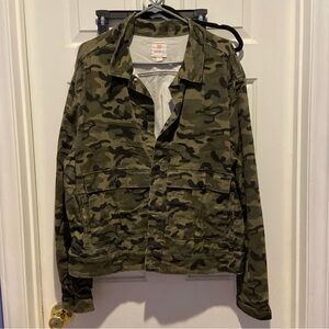LuLaRoe Camo Print Jean Jacket 3XL in EUC